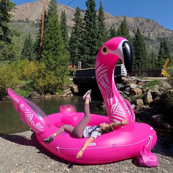 Meet your Posher, Katarina - Picture 1 of 3